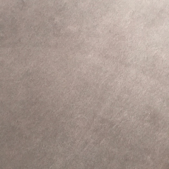 Meet your Posher, Sara - Picture 1 of 1